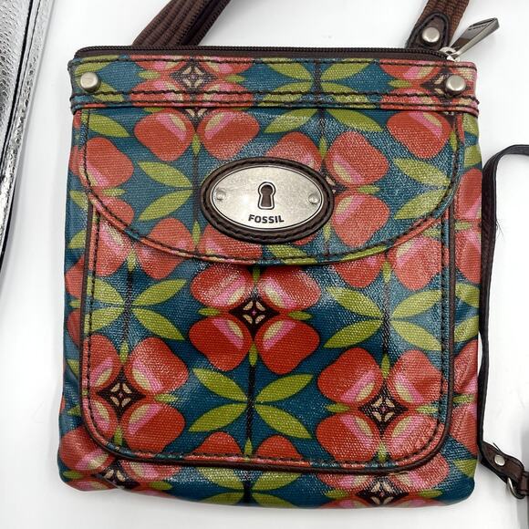 Fossil Key-Per Floral Coated Canvas Crossbody Purse + Wallet Wristlet Pink Black - Picture 3 of 11